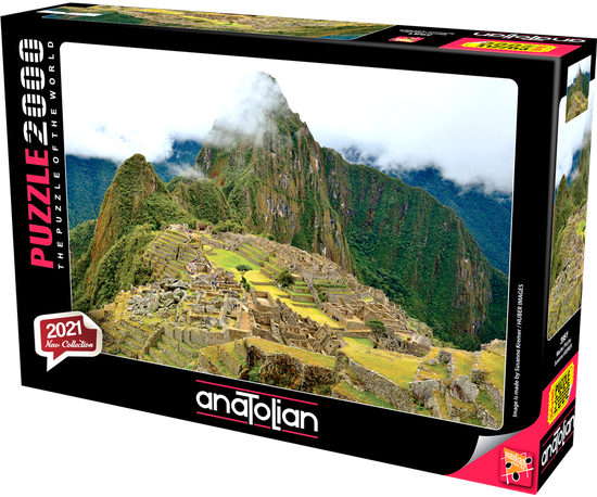 Machu Picchu (black, white)