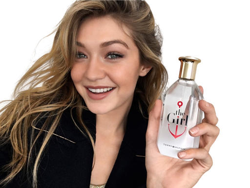 Gigi Hadid Png Transparent Image (black)