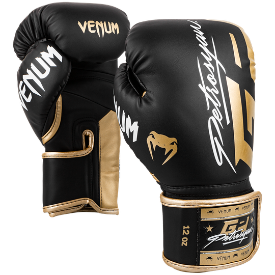 Black Venum Boxing Gloves Png Image (black)