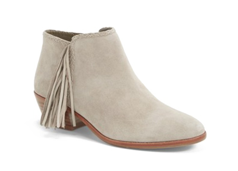 Booties Png File (white, silver)