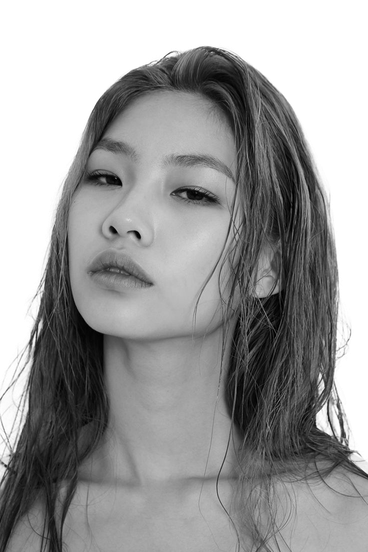 Jung Ho Yeon Png Isolated Pic (gray, silver, black)